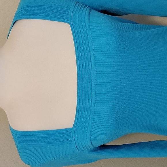 POINTELLE TURQUOISE SQUARE NECK TOP.....MEDIUM - Picture 2 of 7